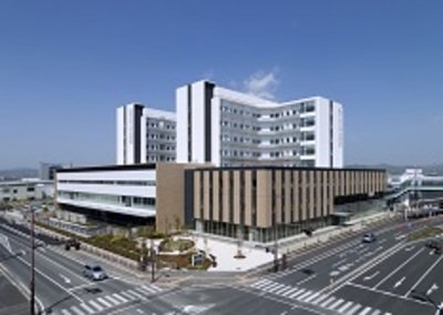 岡山市立市民病院様：病院外観の写真
